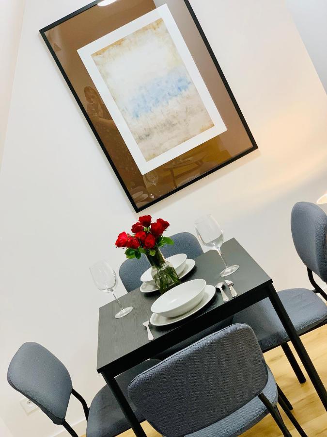 Hotel, Apartament Pod Zlotym Lwem W Samym Centrum Miasta Z Darmowym Parkingiem VII Kłodzko Eksteriør bilde
