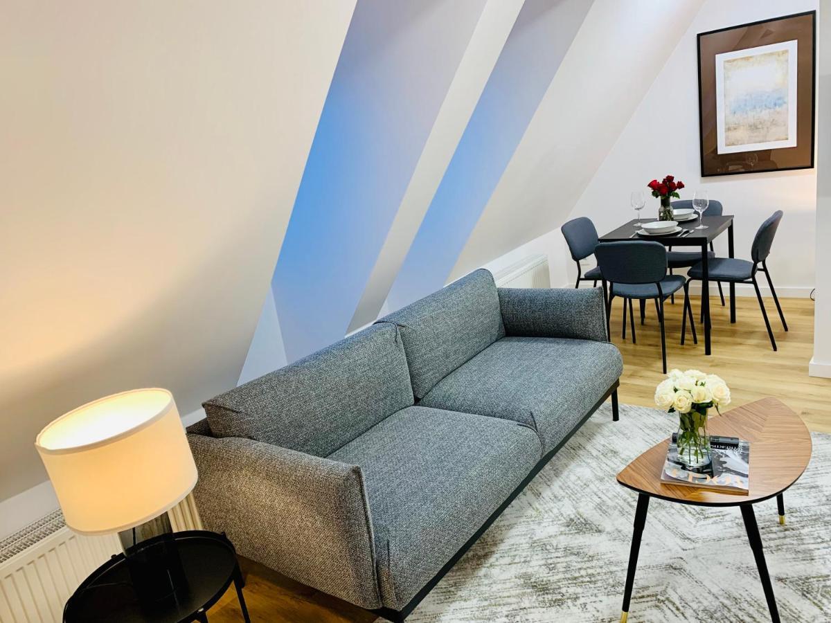 Hotel, Apartament Pod Zlotym Lwem W Samym Centrum Miasta Z Darmowym Parkingiem VII Kłodzko Eksteriør bilde